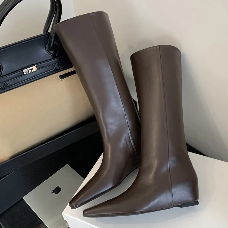 Women'S Fashion Knee High Boots - Eilyken جلد ناعم أشار تو النساء